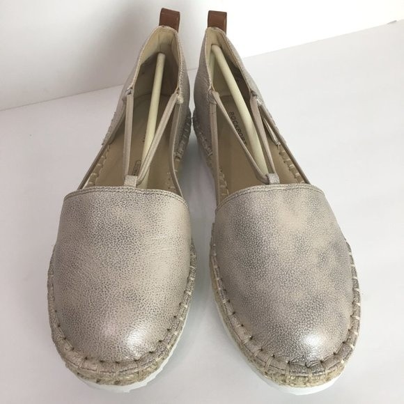 7.5W 7.5 WIDE Rockport Pink Silver Metallic Seaview Espadrilles Bungee Flats NEW - Picture 3 of 16